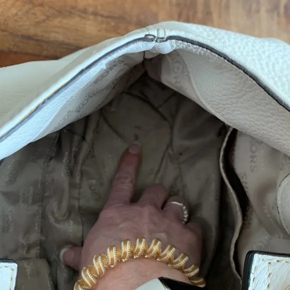 Michael Kors Purse - Picture 6 of 9